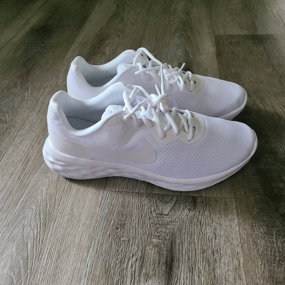 Nike Revolution 6 NN Triple White DC3728-102 Mens Size 10 Wmns 11.5 - Picture 4 of 6